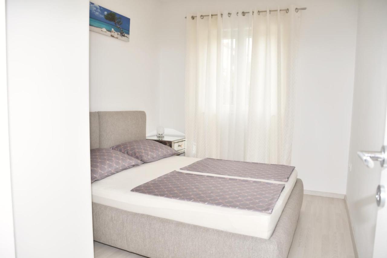 Apartment Josip 2 Tribalj Exterior foto