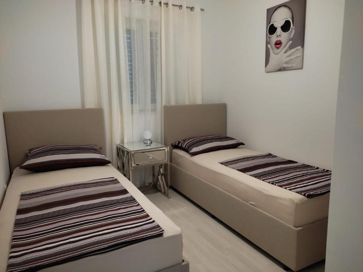 Apartment Josip 2 Tribalj Exterior foto